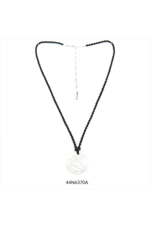 Collar