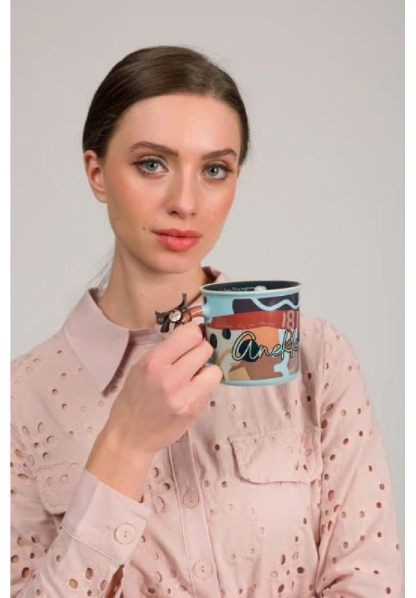 Taza Anekke